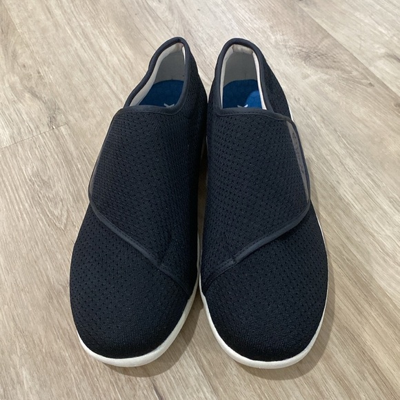 NEW Men’s X-Grip Adjustable Closure Wide Width Diabetic Walking Shoes - Picture 2 of 5